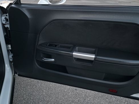 Used 2012 Dodge Challenger SRT8 w/ Premium Sound Group image 30