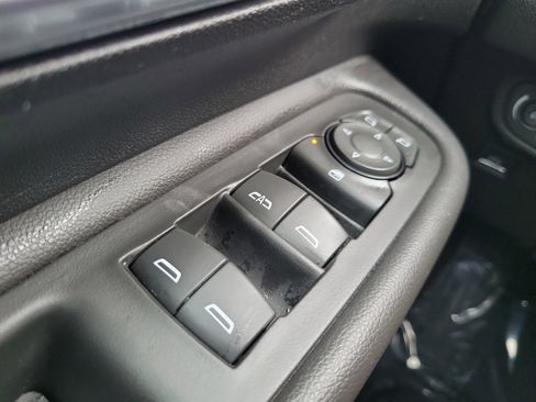 Used 2023 GMC Terrain SLE w/ Driver Convenience Package image 26