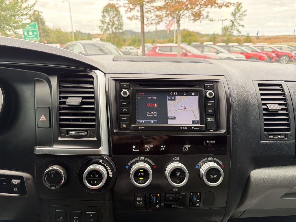 Used 2019 Toyota Sequoia Platinum AWD/4WD image 14