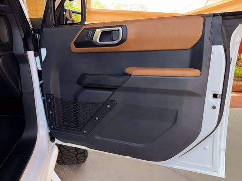Used 2026 Ford Bronco Outer Banks AWD/4WD image 18