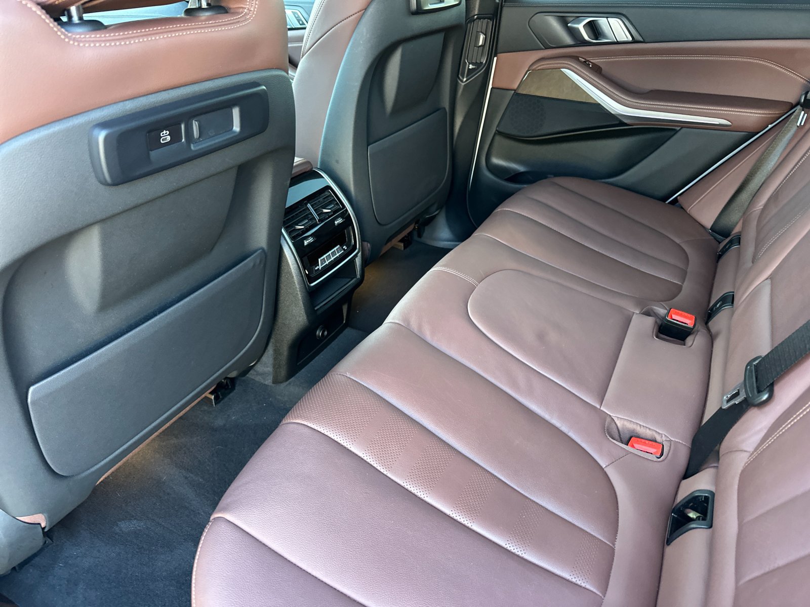 Used 2021 BMW X5 sDrive40i w/ M Sport Package RWD image 13