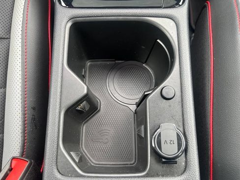 Certified 2025 Volkswagen GTI Autobahn FWD image 15