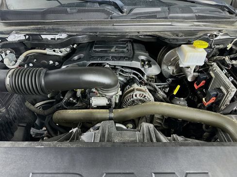 Used 2020 RAM 1500 Big Horn AWD/4WD image 39
