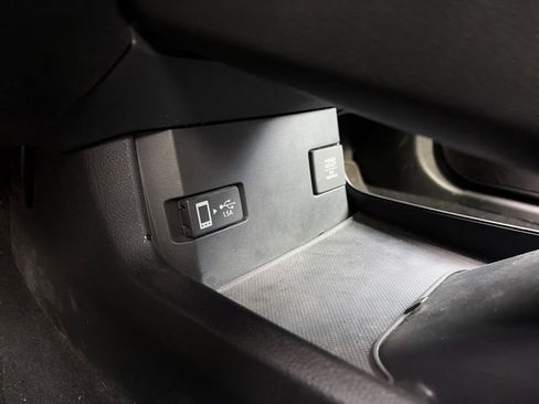 Certified 2021 Honda Civic EX image 21