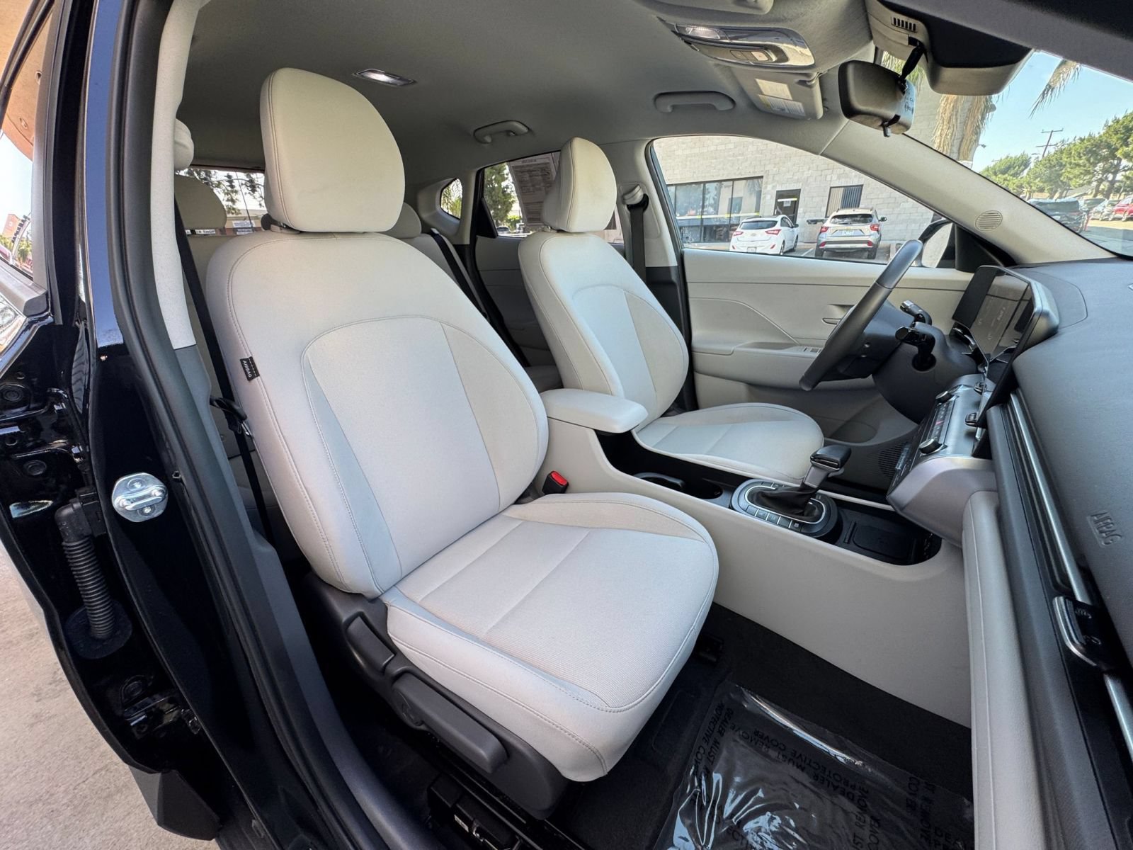 Used 2026 Hyundai Kona SEL Sport FWD image 34