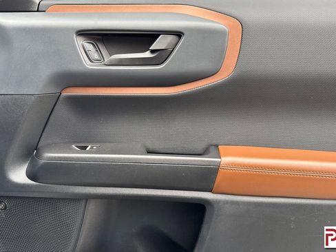 Used 2021 Ford Bronco Sport Outer Banks w/ Outer Banks Package (96D) image 20