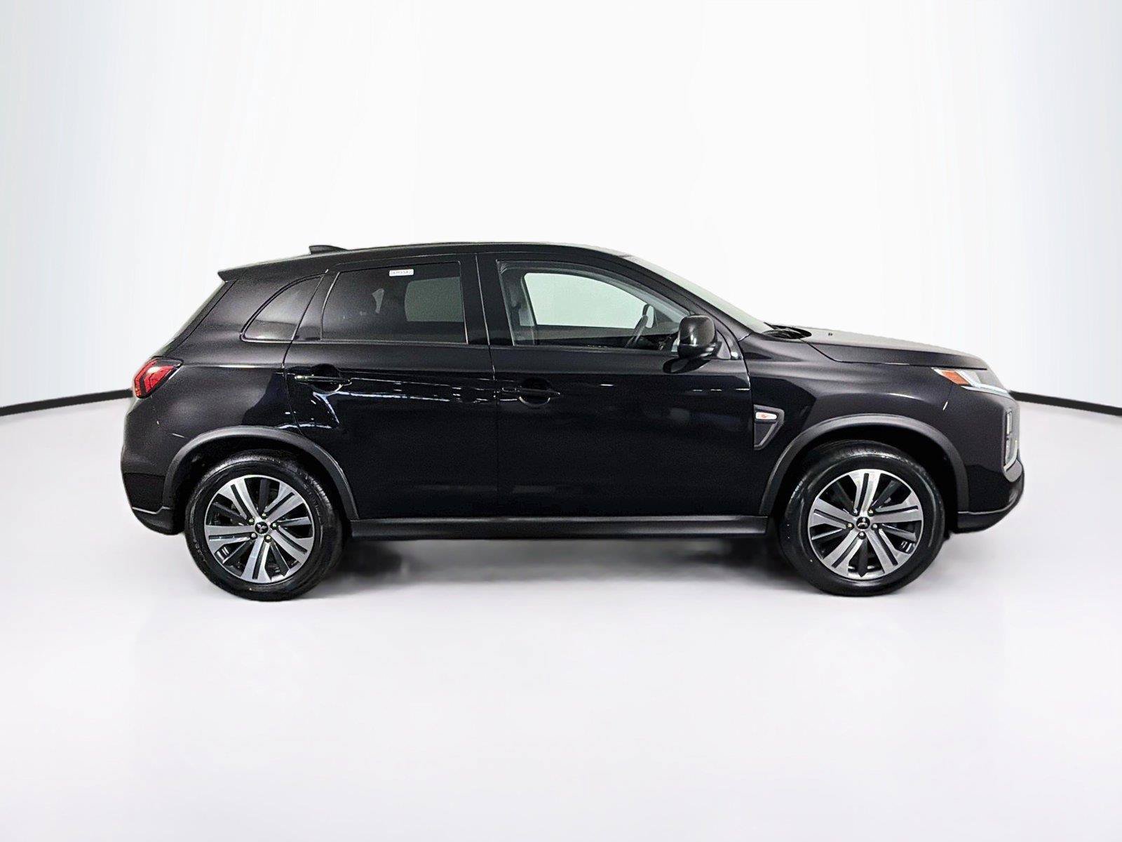 Used 2022 Mitsubishi Outlander Sport ES AWD/4WD image 12