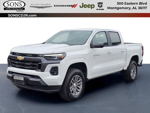 Used 2024 Chevrolet Colorado LT w/ LT Convenience Package III RWD image 1