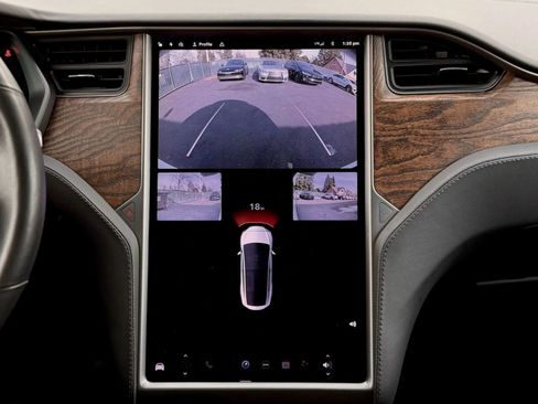 Used 2019 Tesla Model X Long Range image 17