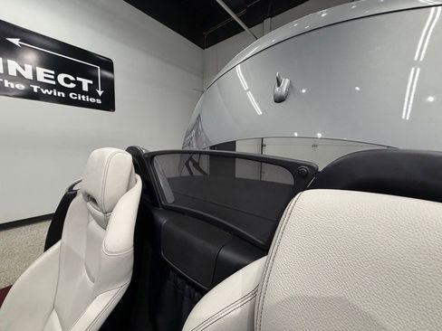 Used 2013 Mercedes-Benz SLK 250 image 47