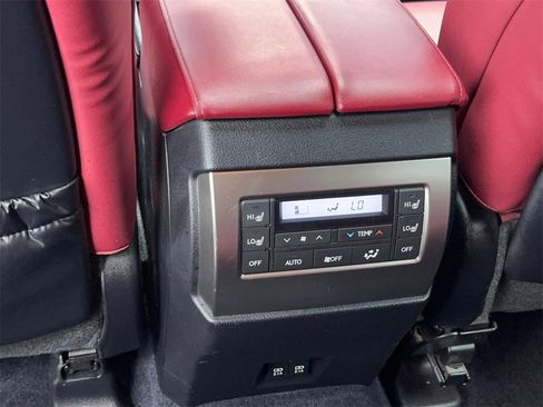 Used 2022 Lexus GX 460 Premium w/ Premium Plus Package image 41