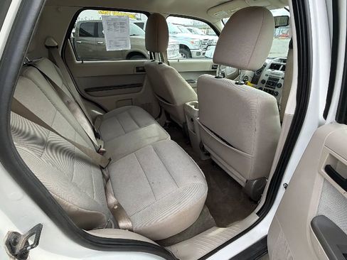 Used 2010 Ford Escape Limited image 14