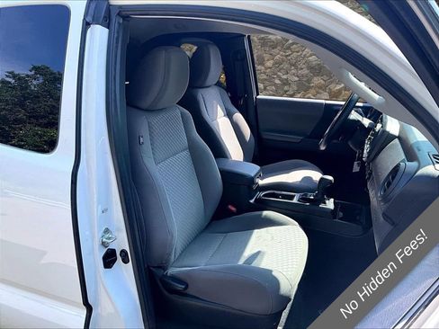 Used 2021 Toyota Tacoma SR w/ SR Convenience Package AWD/4WD image 7