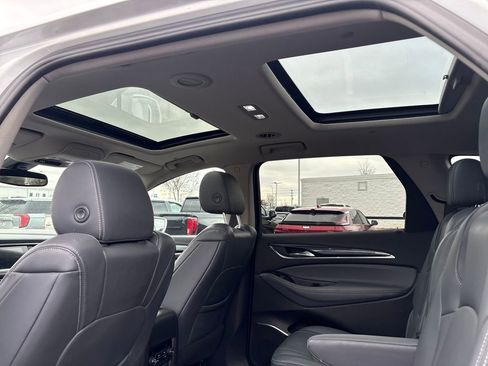 Used 2020 Buick Enclave Premium w/ Sun and Sites Package image 13