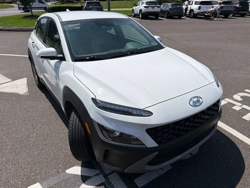 Used 2023 Hyundai Kona SE AWD/4WD image 15