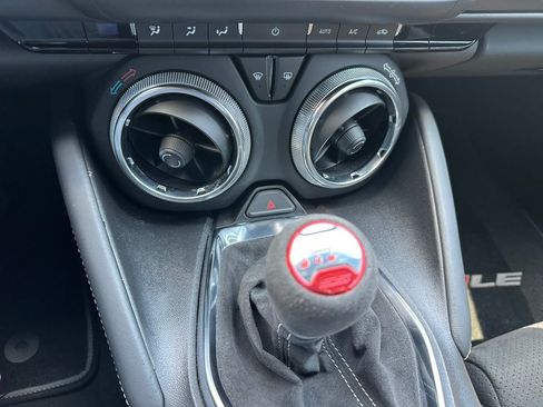 Used 2020 Chevrolet Camaro SS RWD image 21