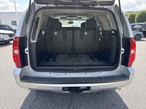 Used 2013 Chevrolet Tahoe LT w/ Luxury Package RWD image 33