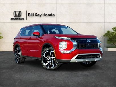 Used 2024 Mitsubishi Outlander SE