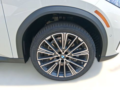 Used 2026 BMW X2 xDrive28i w/ Technology Package image 8