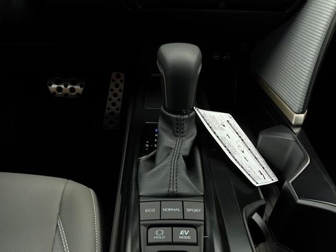 New 2026 Toyota Camry SE FWD image 23