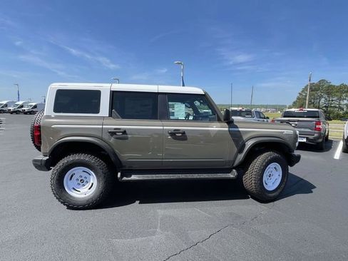 New 2026 Ford Bronco Heritage Edition AWD/4WD image 3