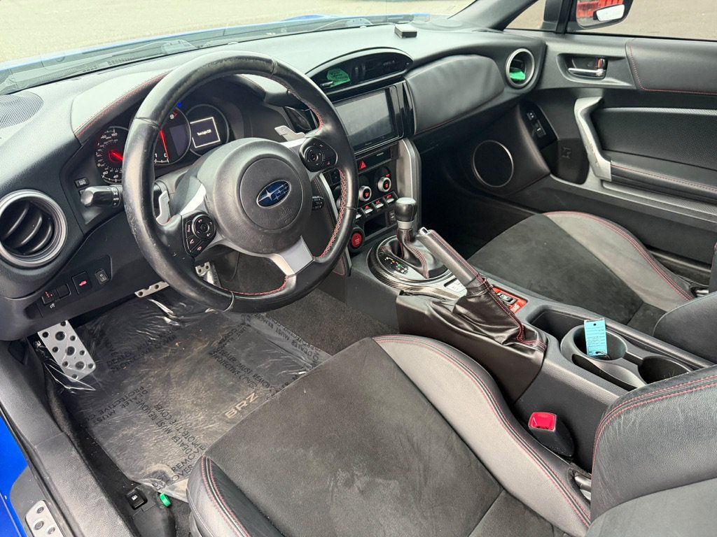 Used 2017 Subaru BRZ Limited w/ Popular Package #3 RWD image 10