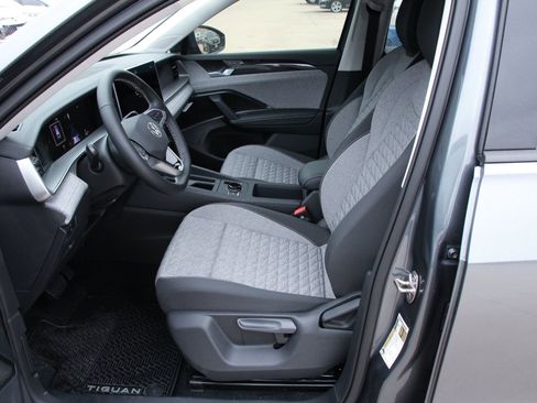 New 2026 Volkswagen Tiguan S FWD image 10