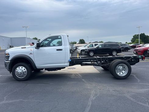 New 2025 RAM 5500 Tradesman image 4