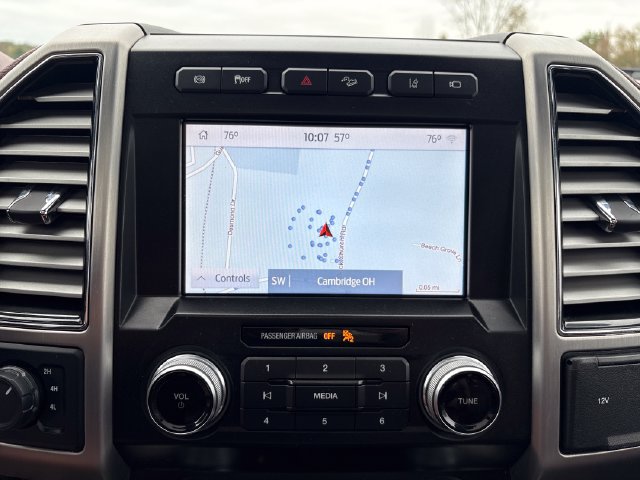 Used 2020 Ford F250 Platinum w/ FX4 Off-Road Package AWD/4WD image 16
