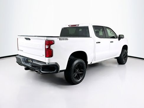 Used 2021 Chevrolet Silverado 1500 LT Trail Boss w/ Bed Protection Package image 9