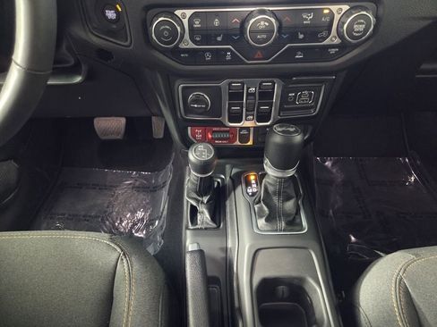 Certified 2025 Jeep Wrangler Unlimited Sport AWD/4WD image 15