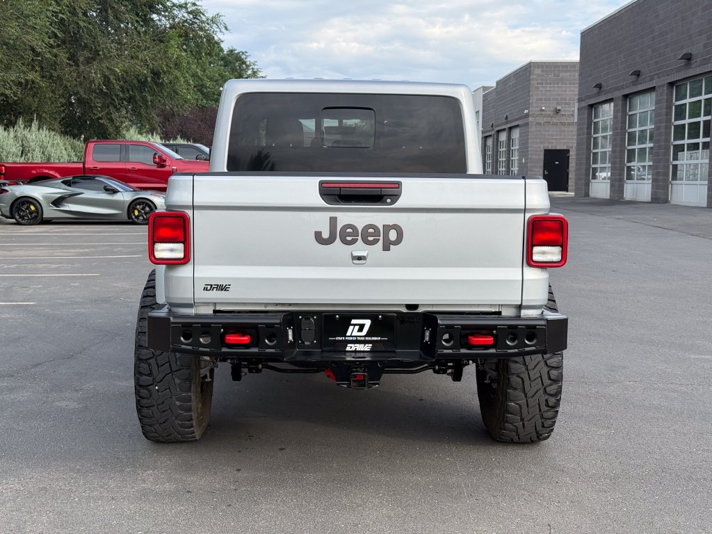 Used 2023 Jeep Gladiator Rubicon w/ Trailer Tow Package AWD/4WD image 11