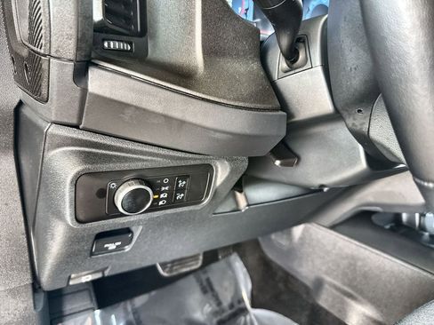 Used 2025 Ford Bronco Big Bend image 18