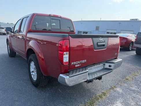 Used 2014 Nissan Frontier SV RWD image 22