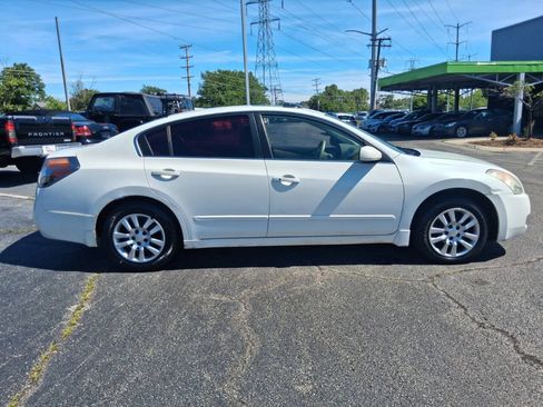 Used 2008 Nissan Altima 2.5 S w/ Convenience Plus Pkg FWD image 5