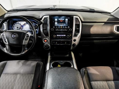 Used 2021 Nissan Titan SV w/ SV Convenience Package AWD/4WD image 15