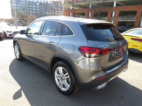 Certified 2022 Mercedes-Benz GLA 250 4MATIC image 2