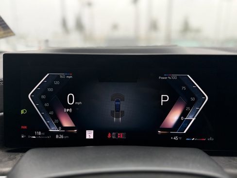 Used 2023 BMW X7 xDrive40i w/ M Sport Package image 22