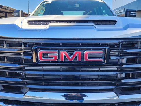 New 2026 GMC Sierra 3500 Pro image 9