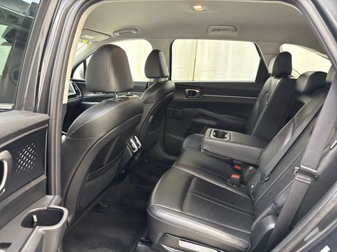 Certified 2024 Kia Sorento S image 14