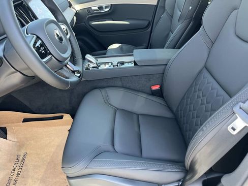 New 2026 Volvo XC90 T8 Plus w/ Protection Package Premier AWD/4WD image 25