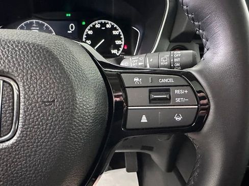 Used 2025 Honda Pilot Touring image 28