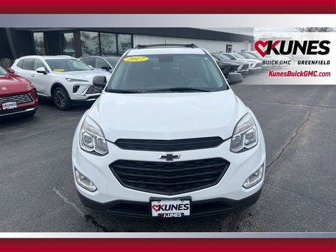 Used 2017 Chevrolet Equinox LT image 13