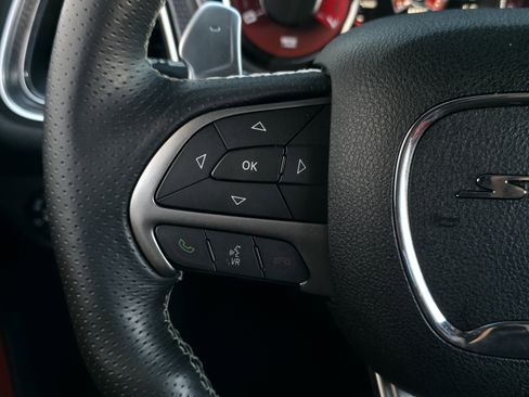 Used 2015 Dodge Challenger SRT Hellcat image 19