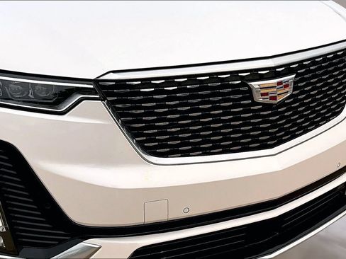 Certified 2025 Cadillac XT6 Premium Luxury w/ Platinum Package AWD/4WD image 29