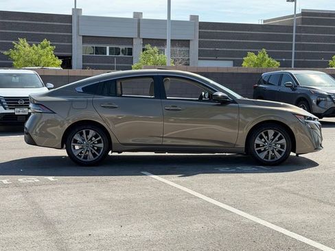 New 2026 Nissan Sentra SL FWD image 6