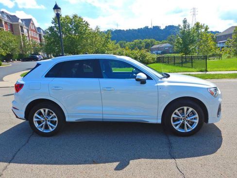 Used 2025 Audi Q3 2.0T Premium AWD/4WD image 9