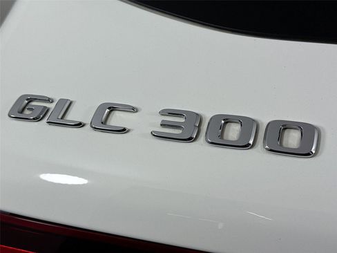 Used 2021 Mercedes-Benz GLC 300 image 14