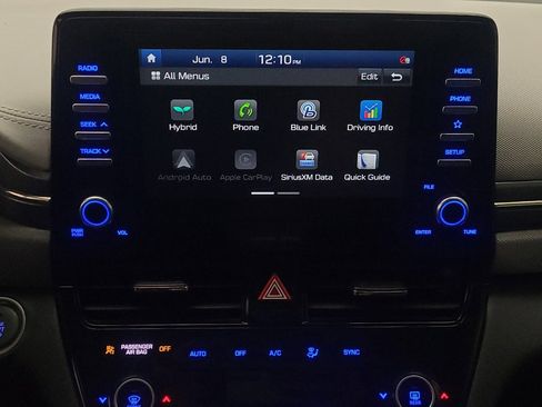 Used 2020 Hyundai Ioniq SE FWD image 25