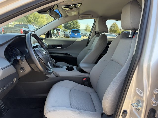 Used 2023 Toyota Venza LE AWD/4WD image 22